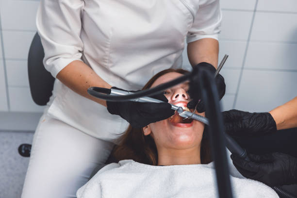 Best Orthodontic Emergency Dentist in Mustang Ridge, TX